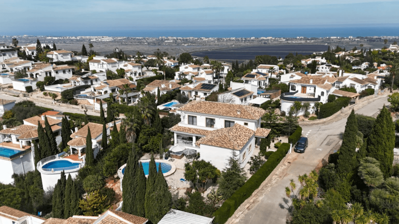 Villa te verkoop in Pego