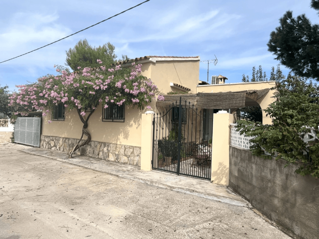 Villa te verkoop in Oliva, Valencia