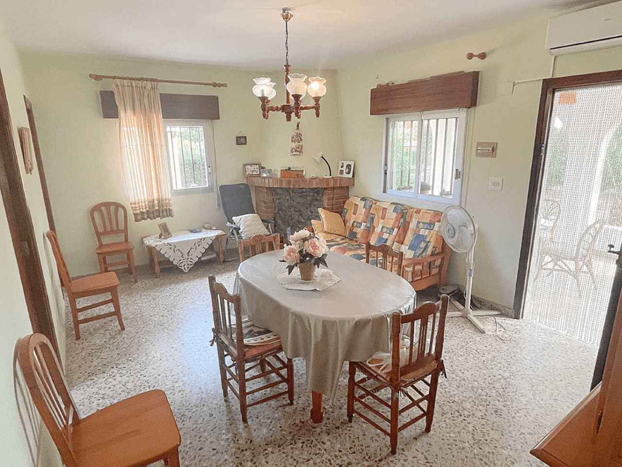 Villa te verkoop in Oliva, Valencia