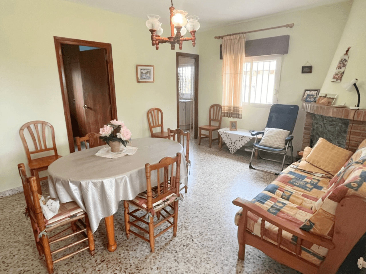 Villa te verkoop in Oliva, Valencia