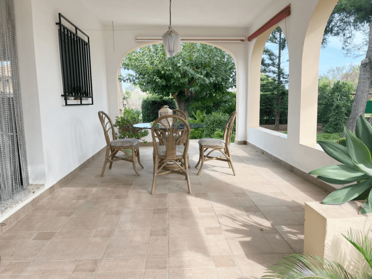 Villa te verkoop in Oliva, Valencia