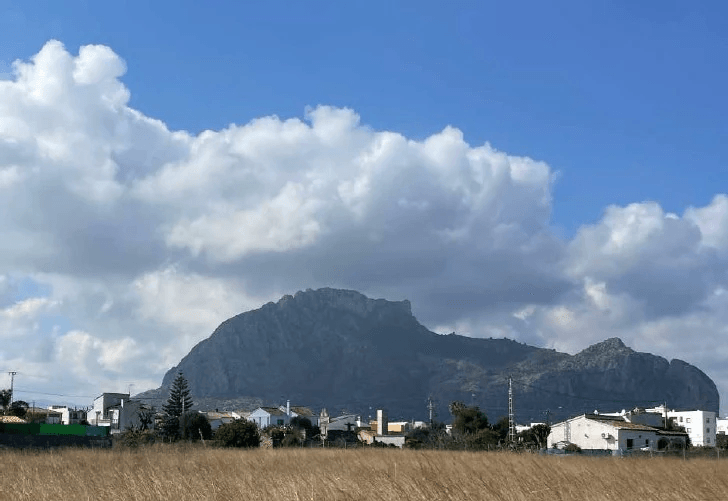 Plot with approved license next to the town of El Verger