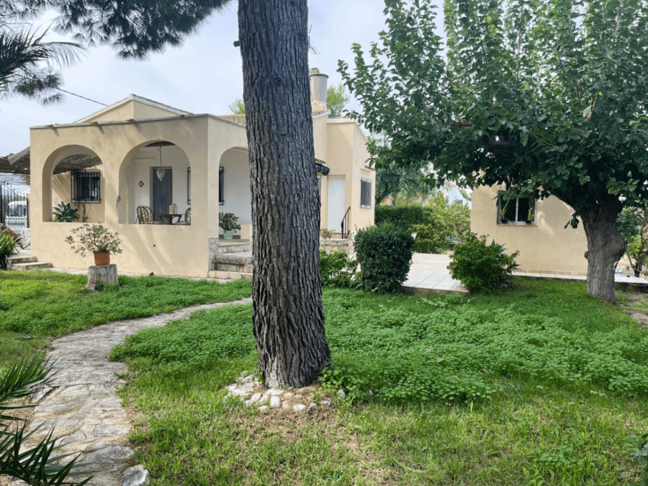 Villa te verkoop in Oliva, Valencia