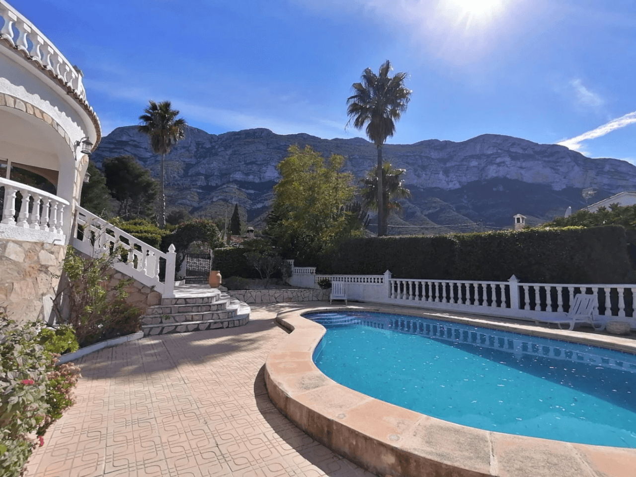 Chalet with sea and Montgó views, Denia
