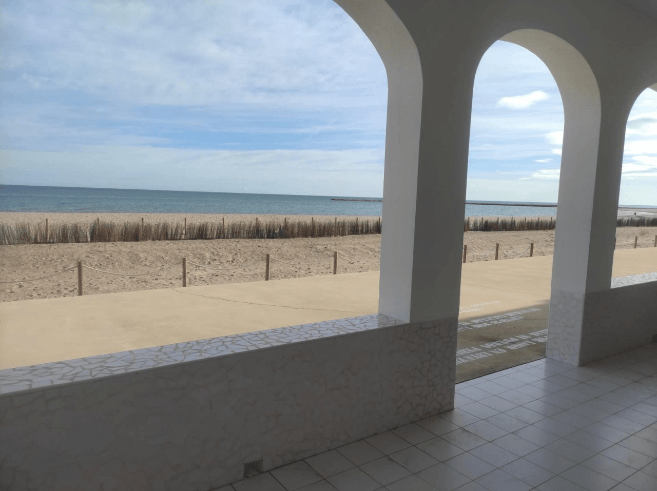 Beachfront villa/townhouse in Denia