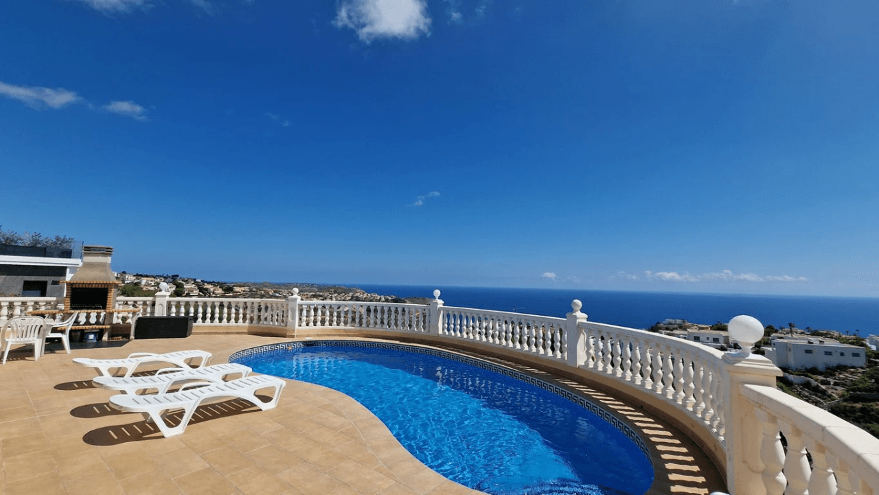 Detached house for sale in Benitachell