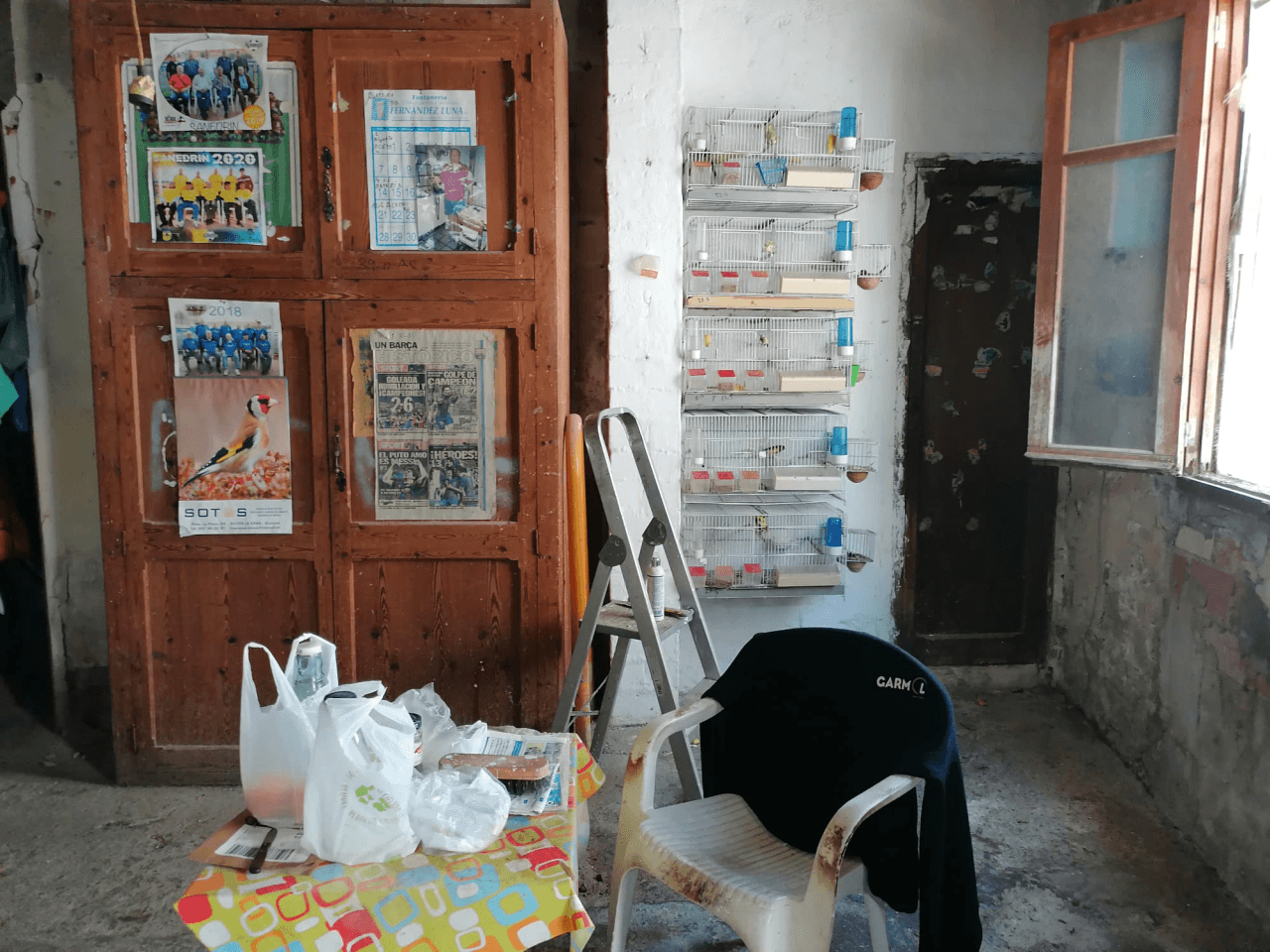 Village house to reform in Denia