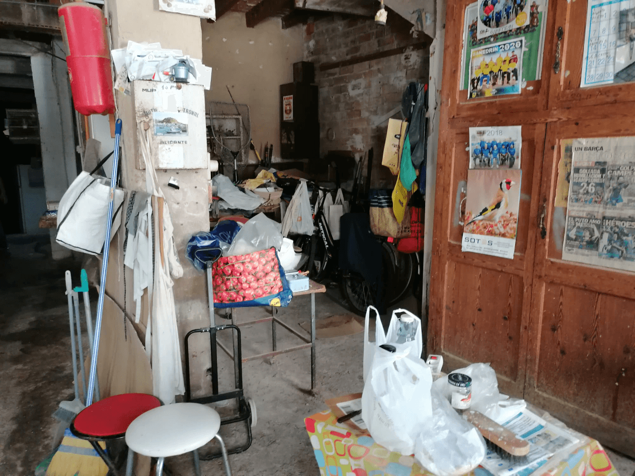 Village house to reform in Denia