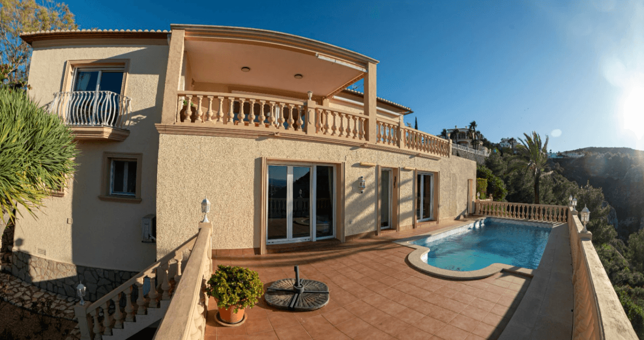 Luxury villa with sea view in Denia