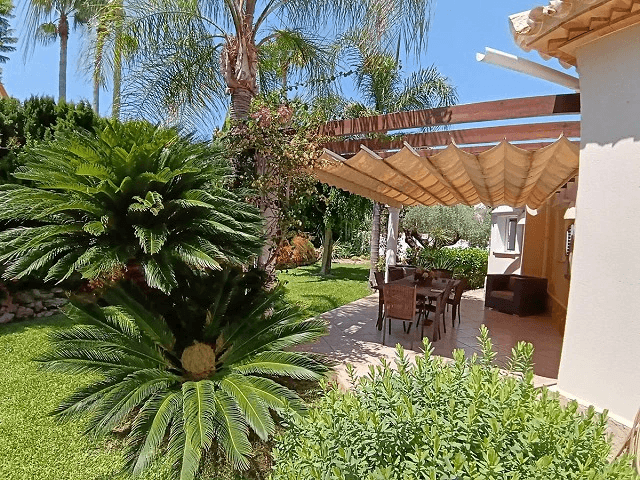 Extraordinary 5-Bedroom Villa in La Sella Golf, Denia