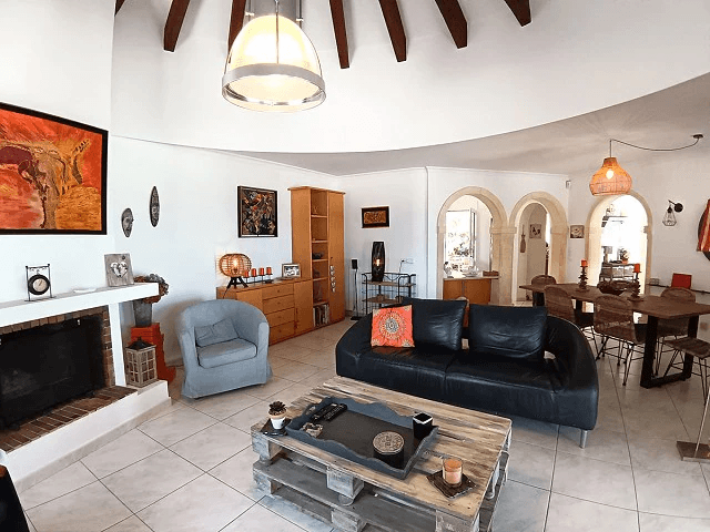 Extraordinary 5-Bedroom Villa in La Sella Golf, Denia