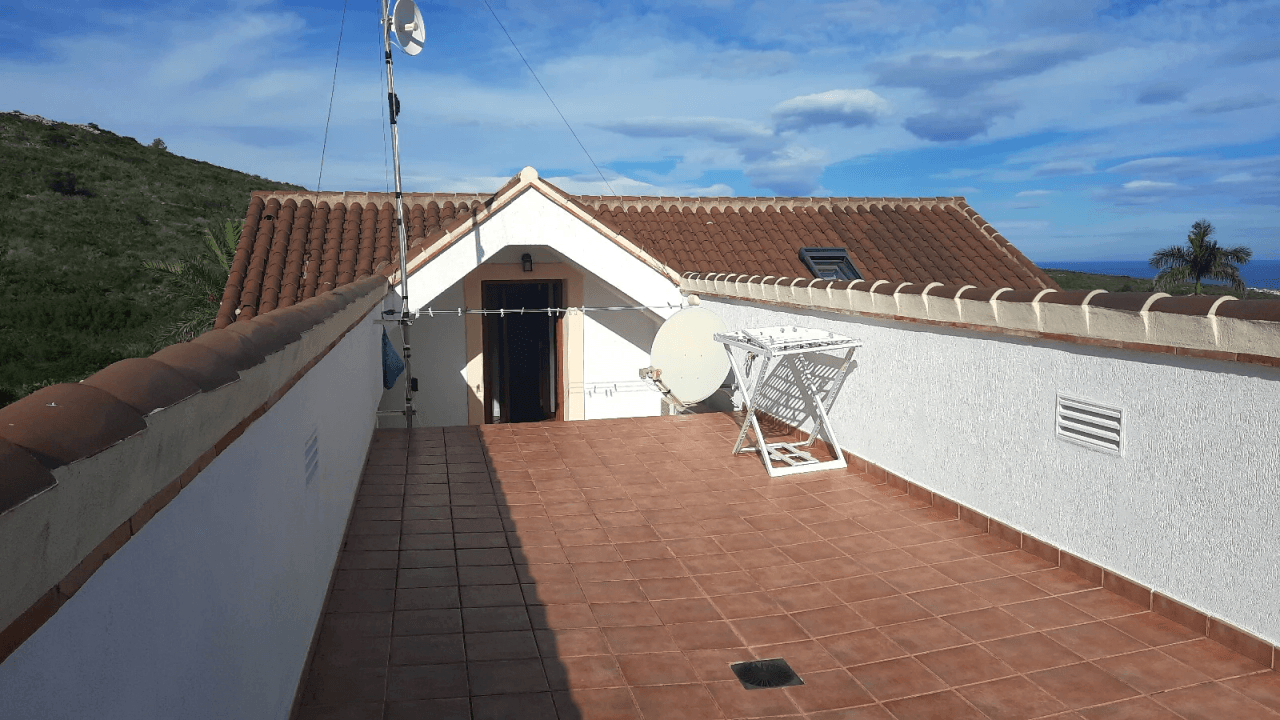 Preciosa villa en Denia con vistas al mar y montaña