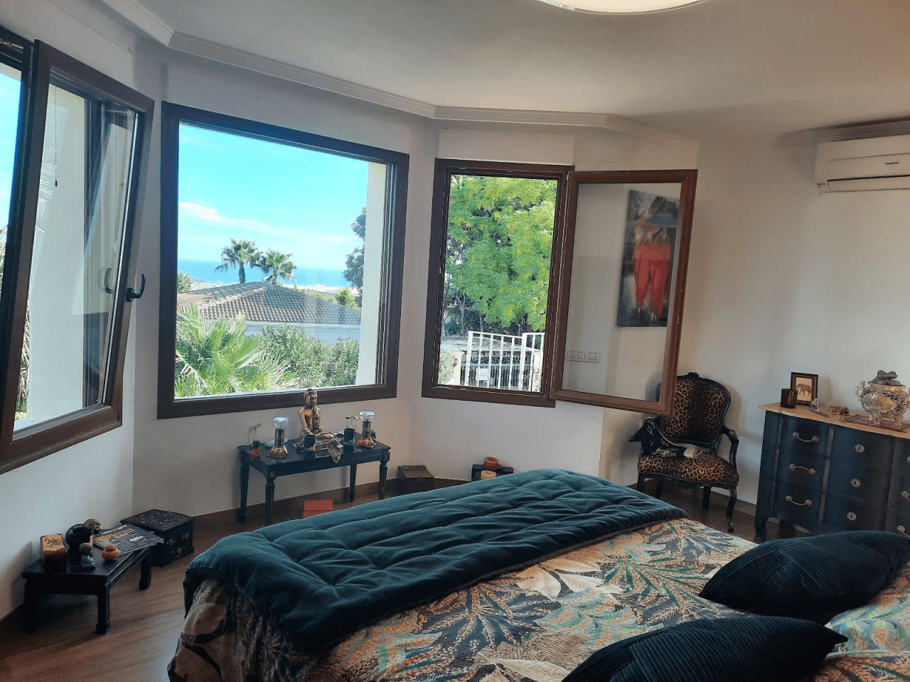 Preciosa villa en Denia con vistas al mar y montaña
