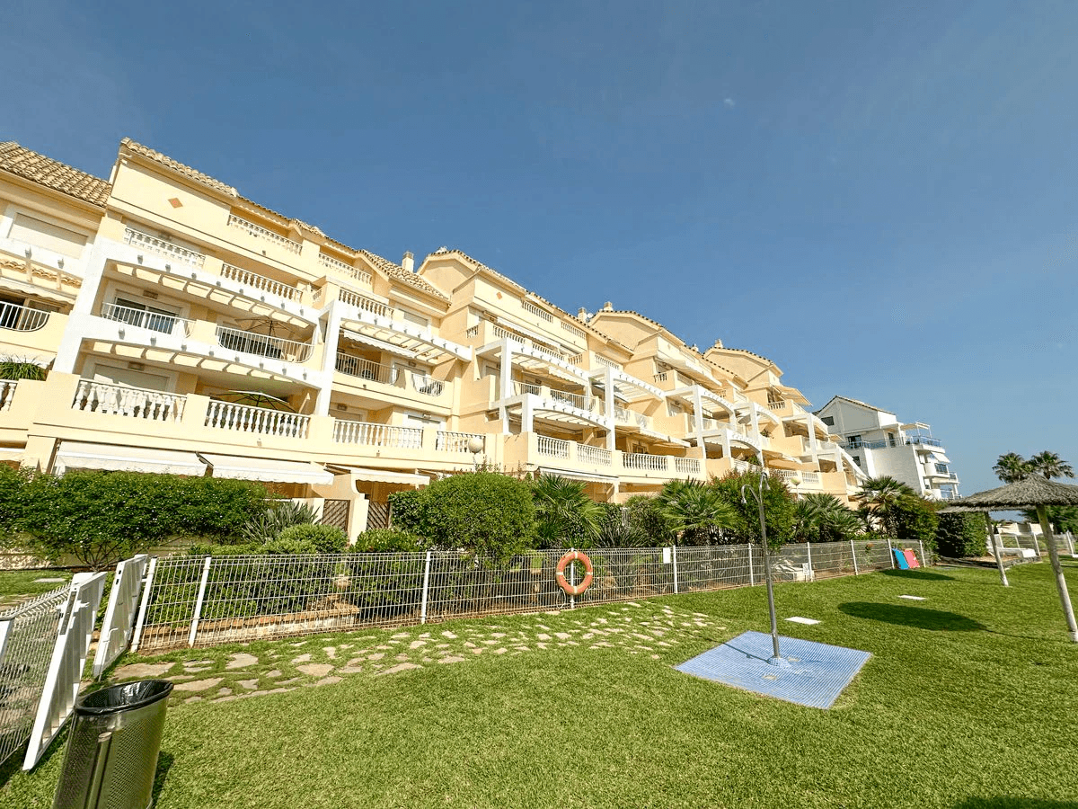 Apartamento en 1ª linea de playa - Denia
