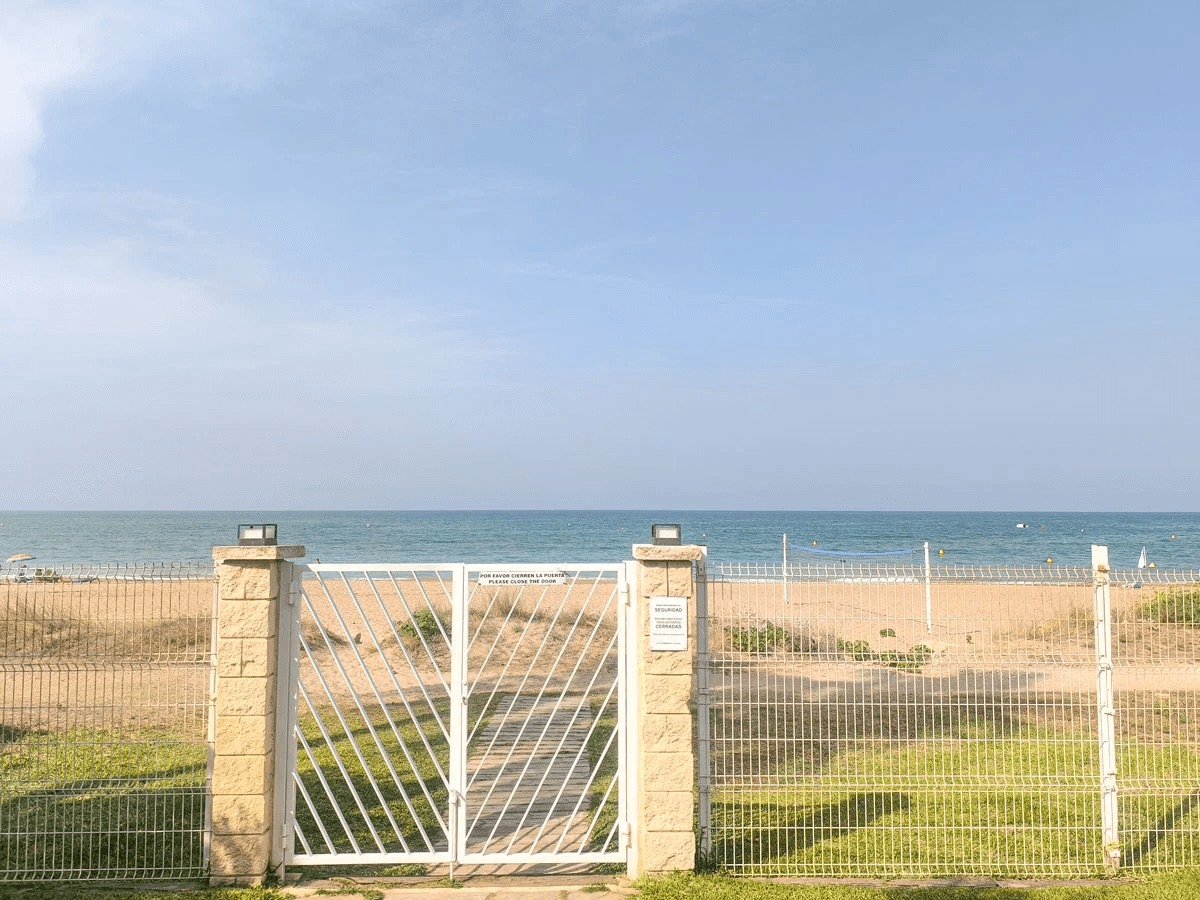 Apartamento en 1ª linea de playa - Denia