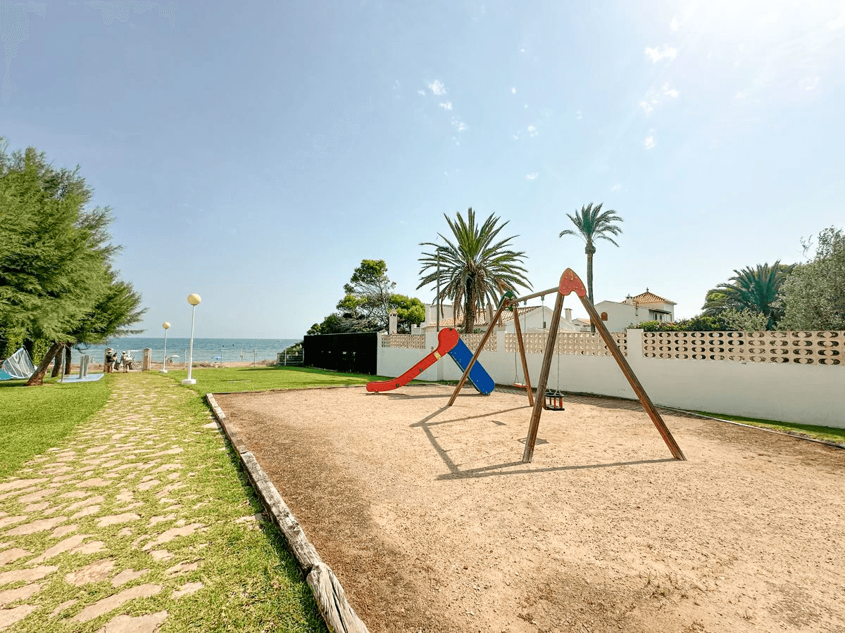 Apartamento en 1ª linea de playa - Denia