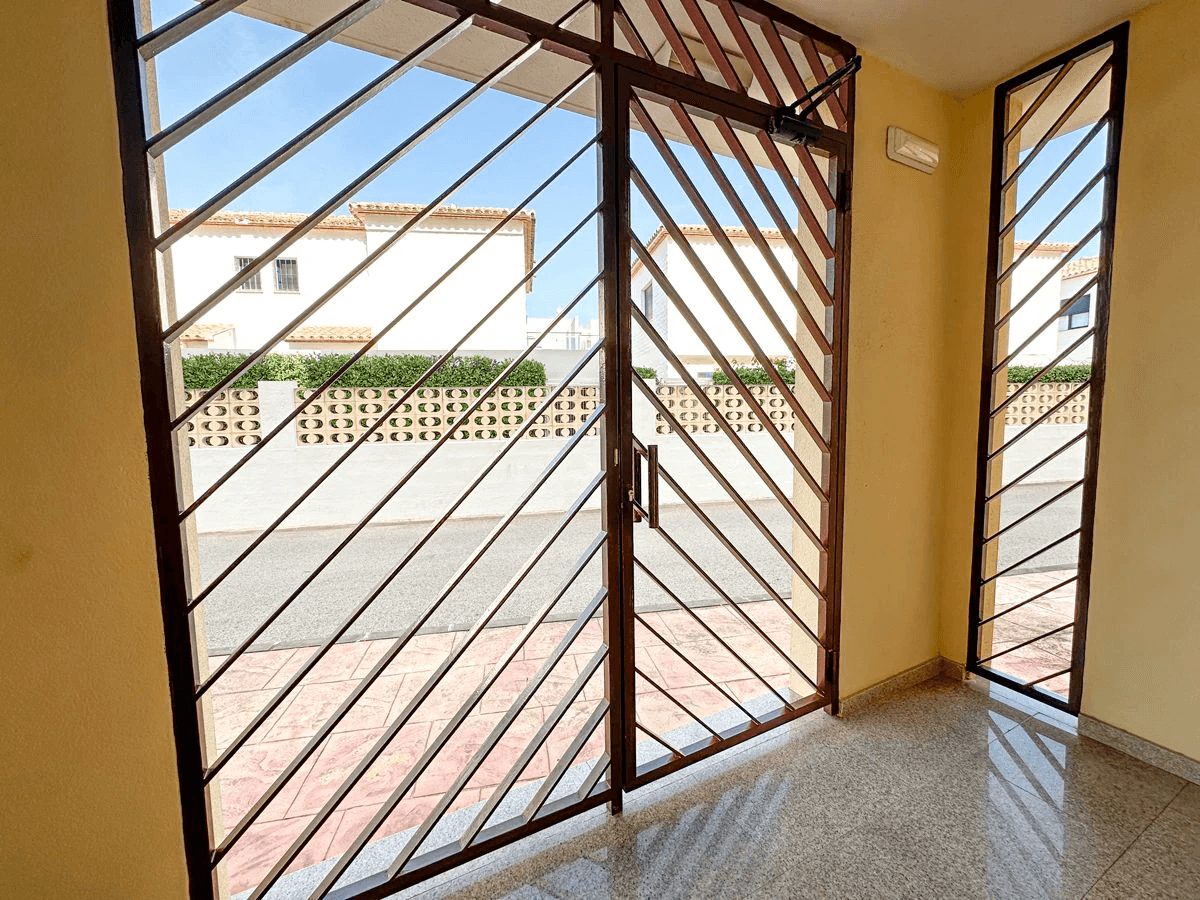Apartamento en 1ª linea de playa - Denia