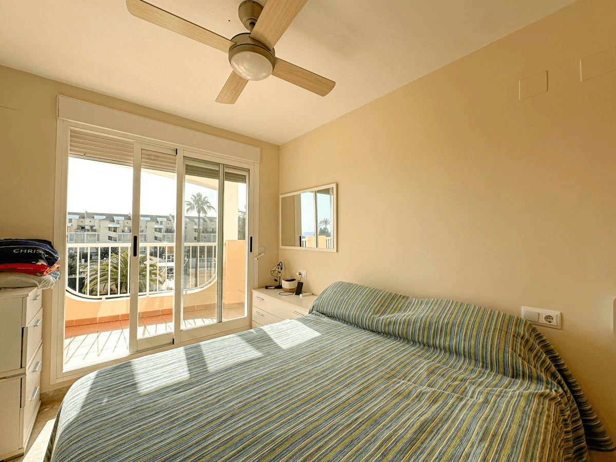 Apartamento en 1ª linea de playa - Denia