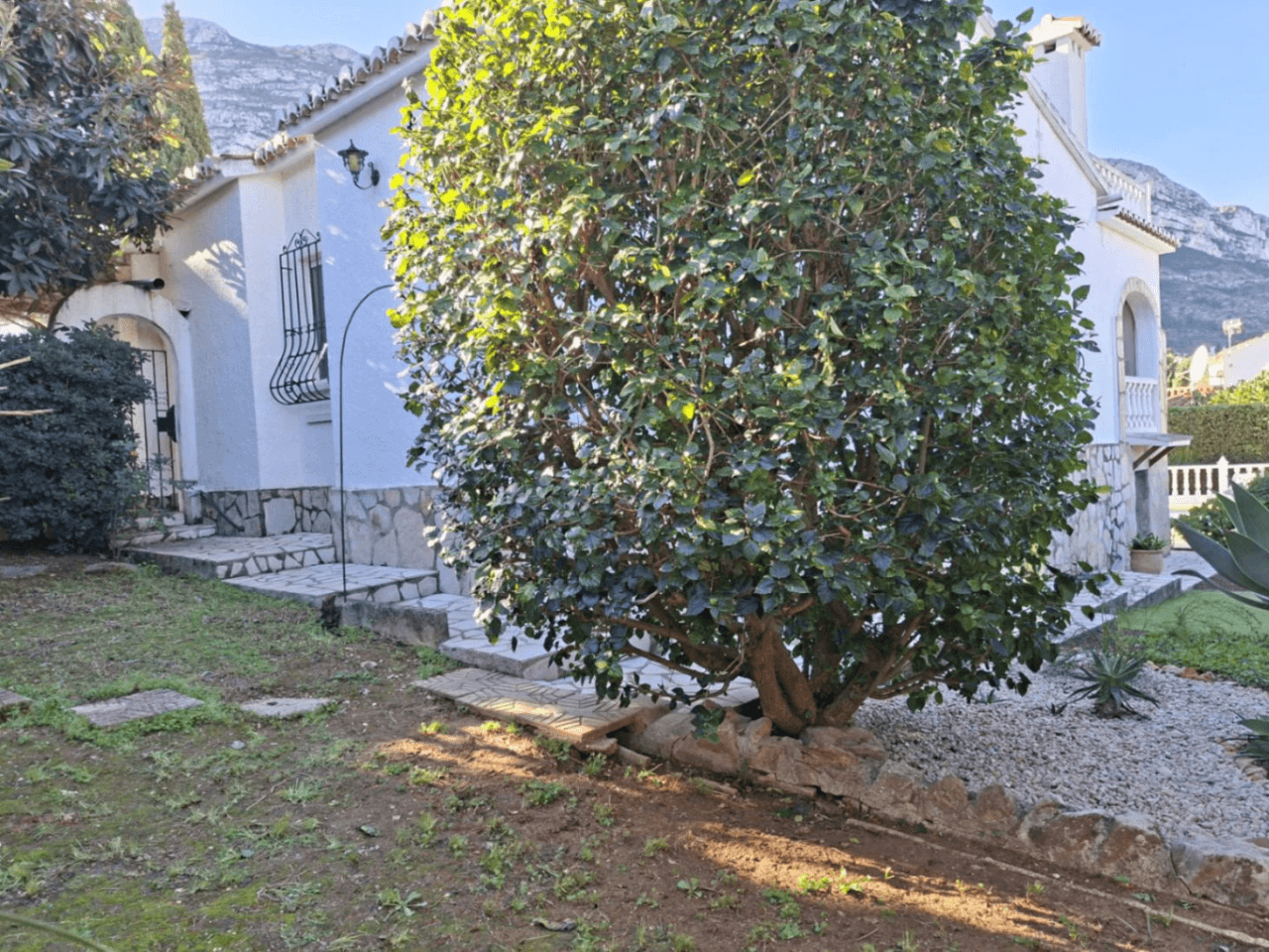 Chalet con vistas al mar y Montgó, Denia