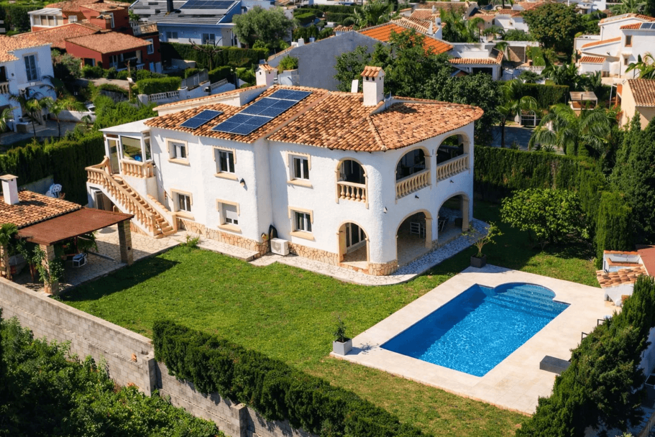 Villa de 3 chambres, appartement d'invités et vue sur la mer au Montgó, Dénia