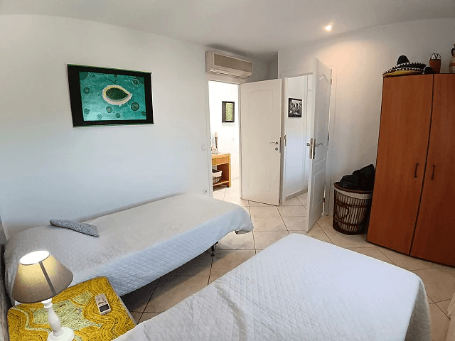 Extraordinaria Villa de 5 dormitorios en La Sella Golf, Denia