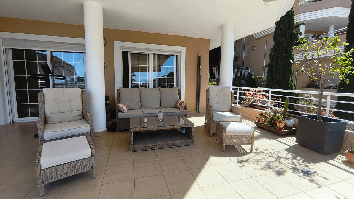 Apartamento con vistas al mar en la Sella (Denia)