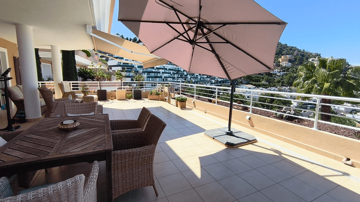 Apartamento con vistas al mar en la Sella (Denia)