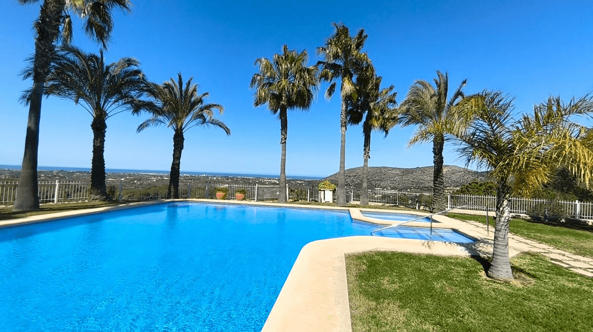 Apartamento con vistas al mar en la Sella (Denia)
