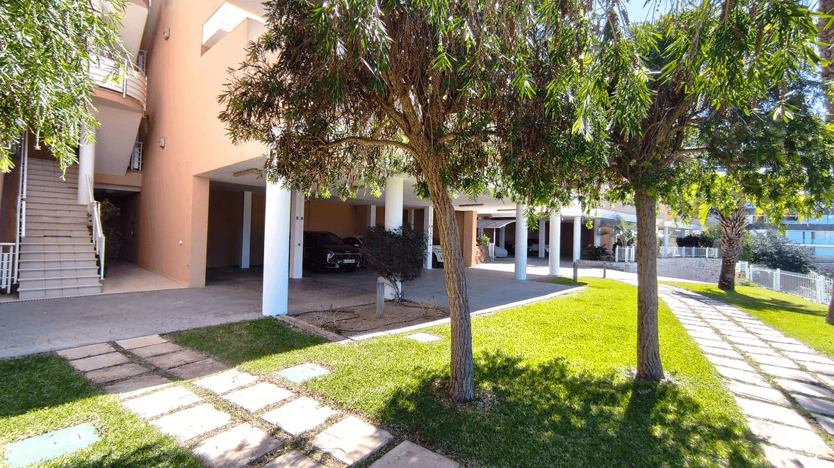 Apartamento con vistas al mar en la Sella (Denia)