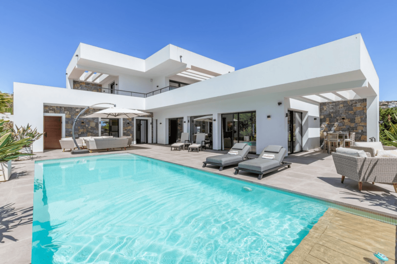 Villa moderne à Solpark, Moraira : Haute technologie, efficacité A et confidentialité absolue