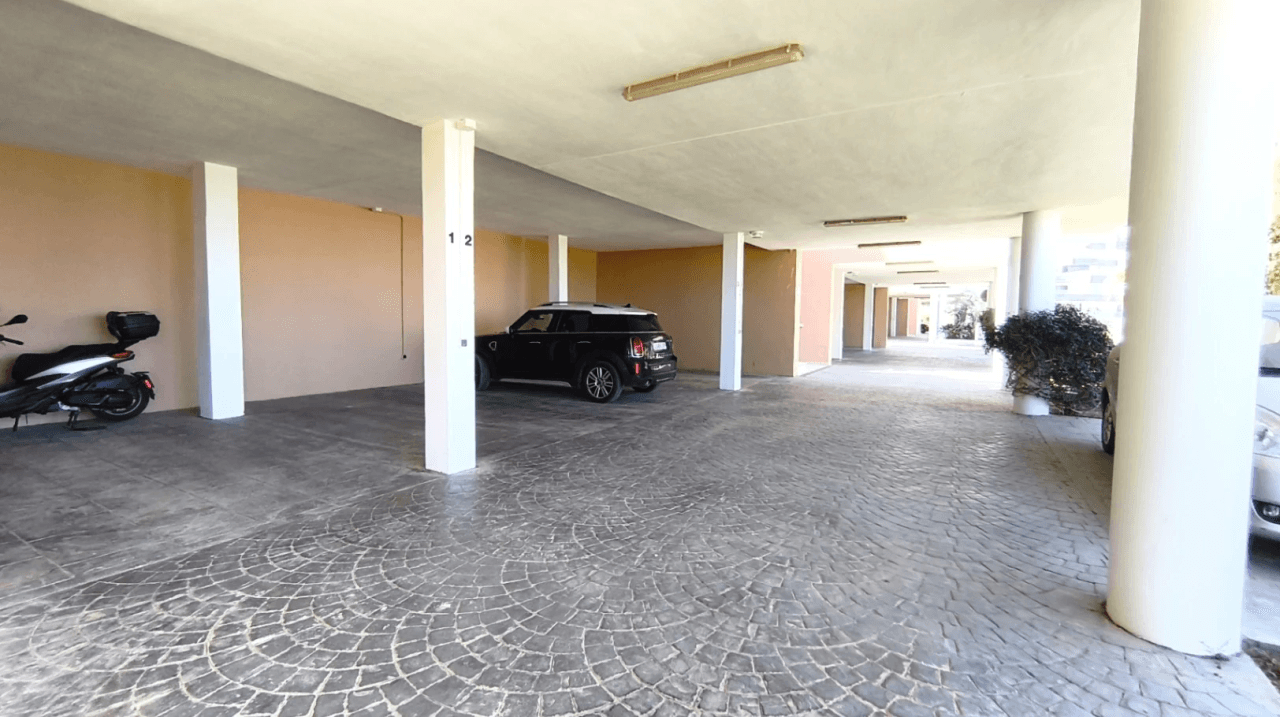 Apartamento y despacho en la Sella (Denia)