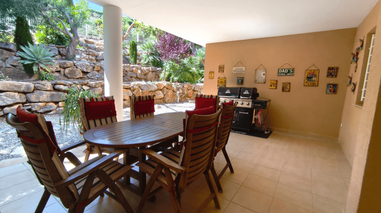 Apartamento y despacho en la Sella (Denia)