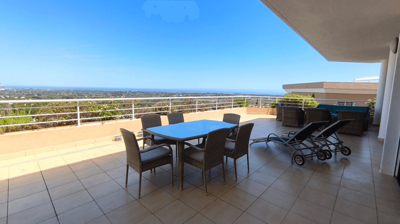 Apartamento y despacho en la Sella (Denia)