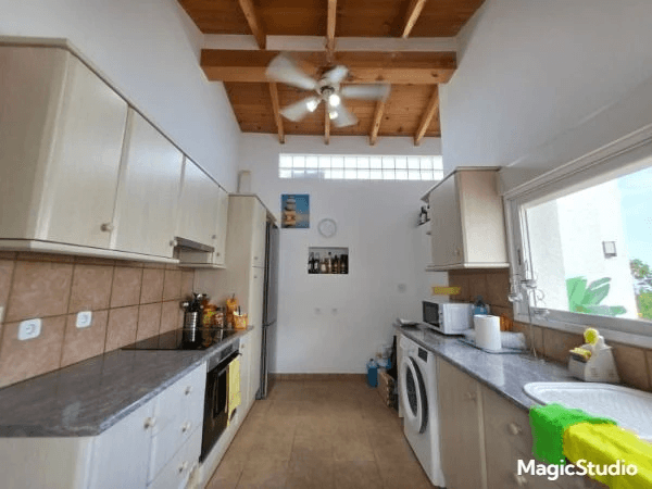 Casa adosado con estudio en La Pedrera