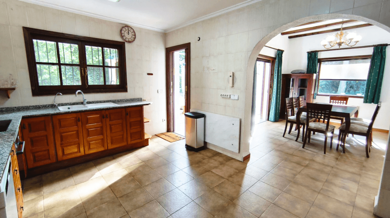 Villa con estudio en La Sella