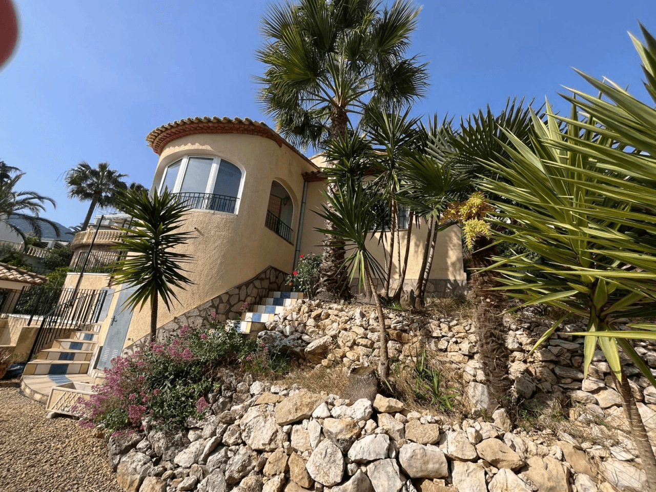 Chalet con piscina en Pedreguer