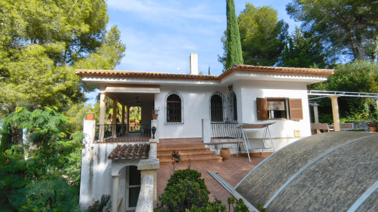 Villa con estudio en La Sella