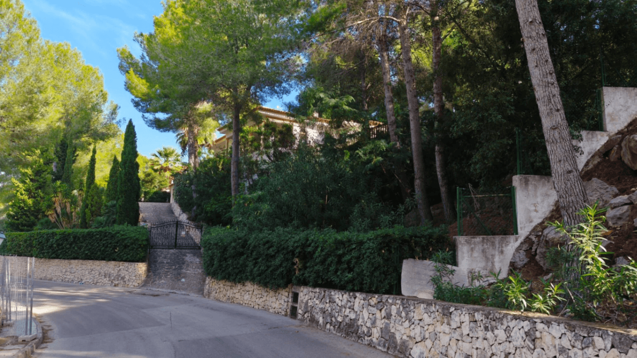 Villa con estudio en La Sella