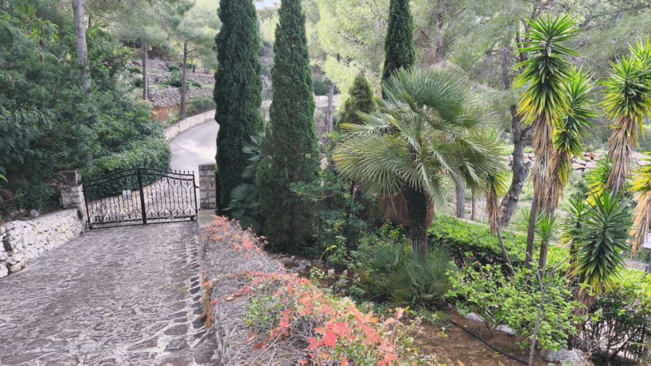 Villa con estudio en La Sella