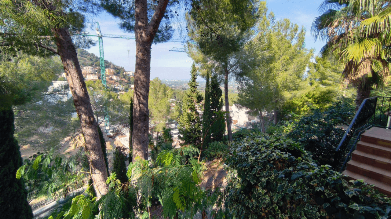 Villa con estudio en La Sella