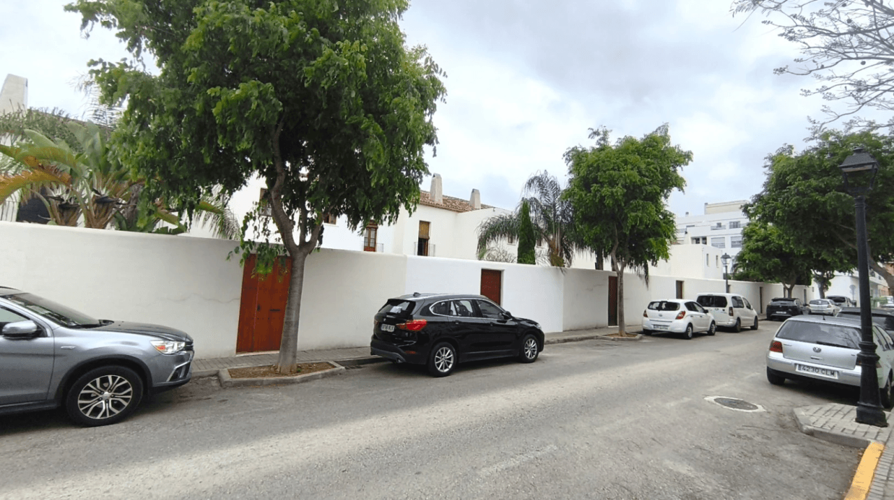 Adosado de 4 dormitorios en La Xara