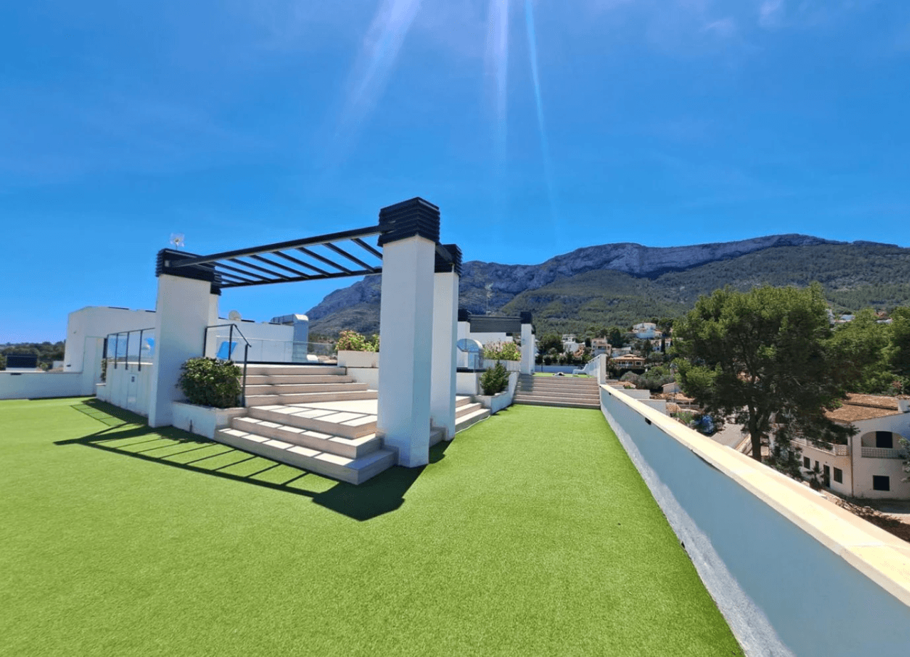 Apartamento con piscina cerca del centro de Denia