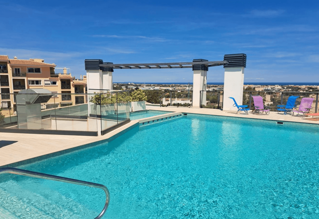 Apartamento con piscina cerca del centro de Denia