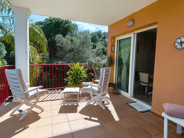 Apartamento en venta en La Sella Golf con vistas al mar – Costa Blanca