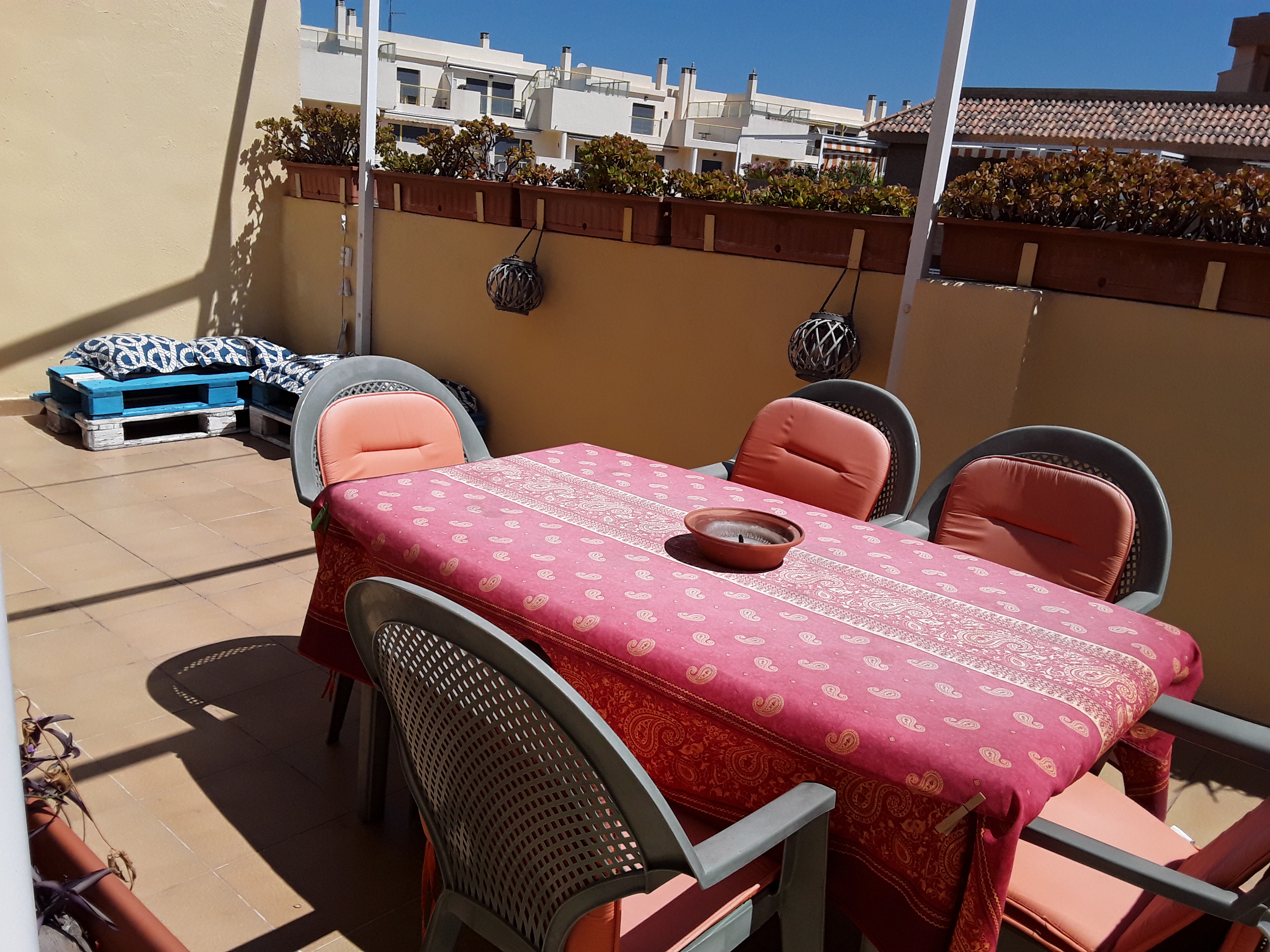 Penthouse sale with communal pool in Denia