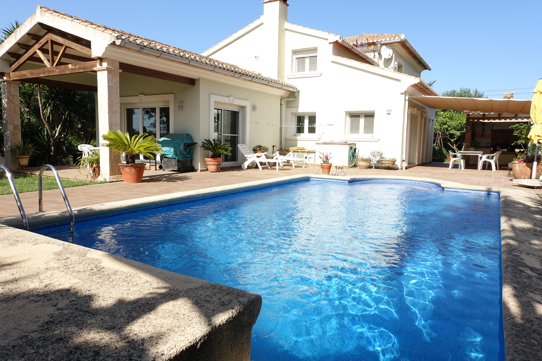 Große Villa mit privatem Pool in Denia